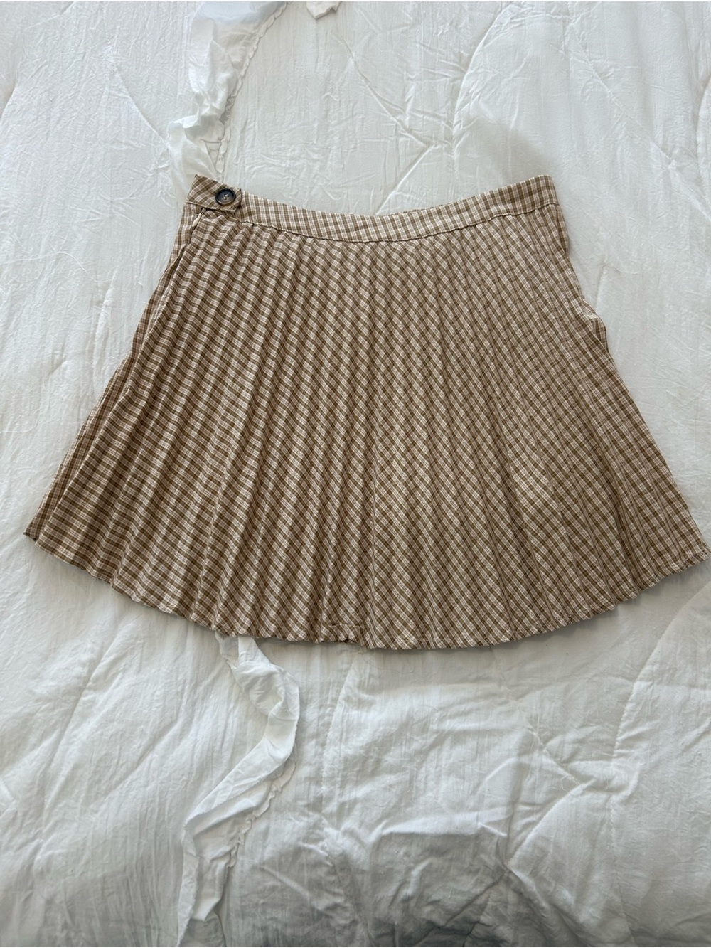 Le Lis Tan Plaid Pleated Skater Skirt fall